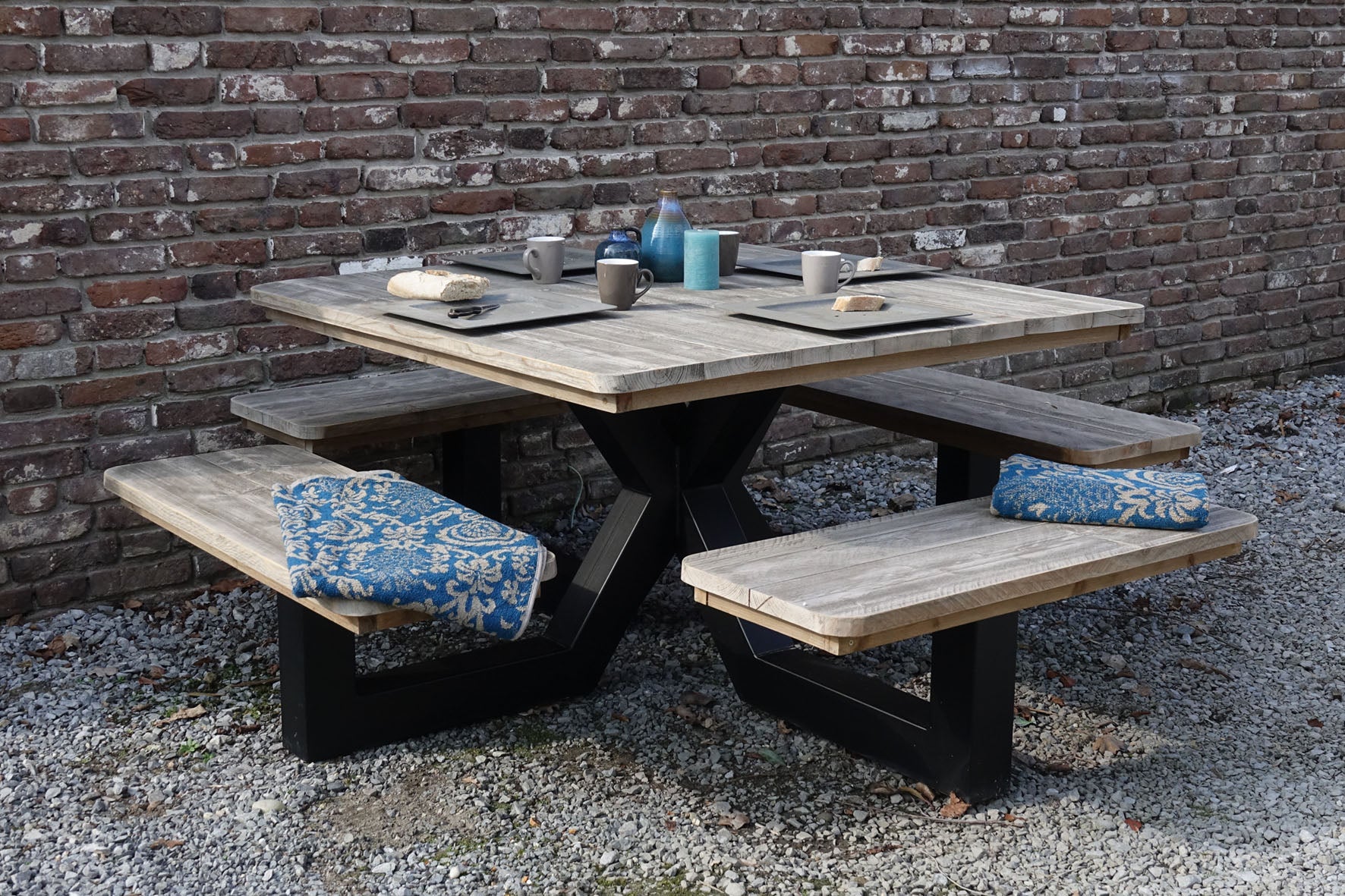 Picknicktafel Ternate